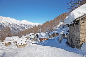 Xtrallusion offers independent self-guided Walking, Adventure, Activity, Skiing and Paragliding Holiday itineraries on the Italian Rivieras, in the Italian Lakes, in the Italian Alps and in some of the most beautiful corners of Italy.